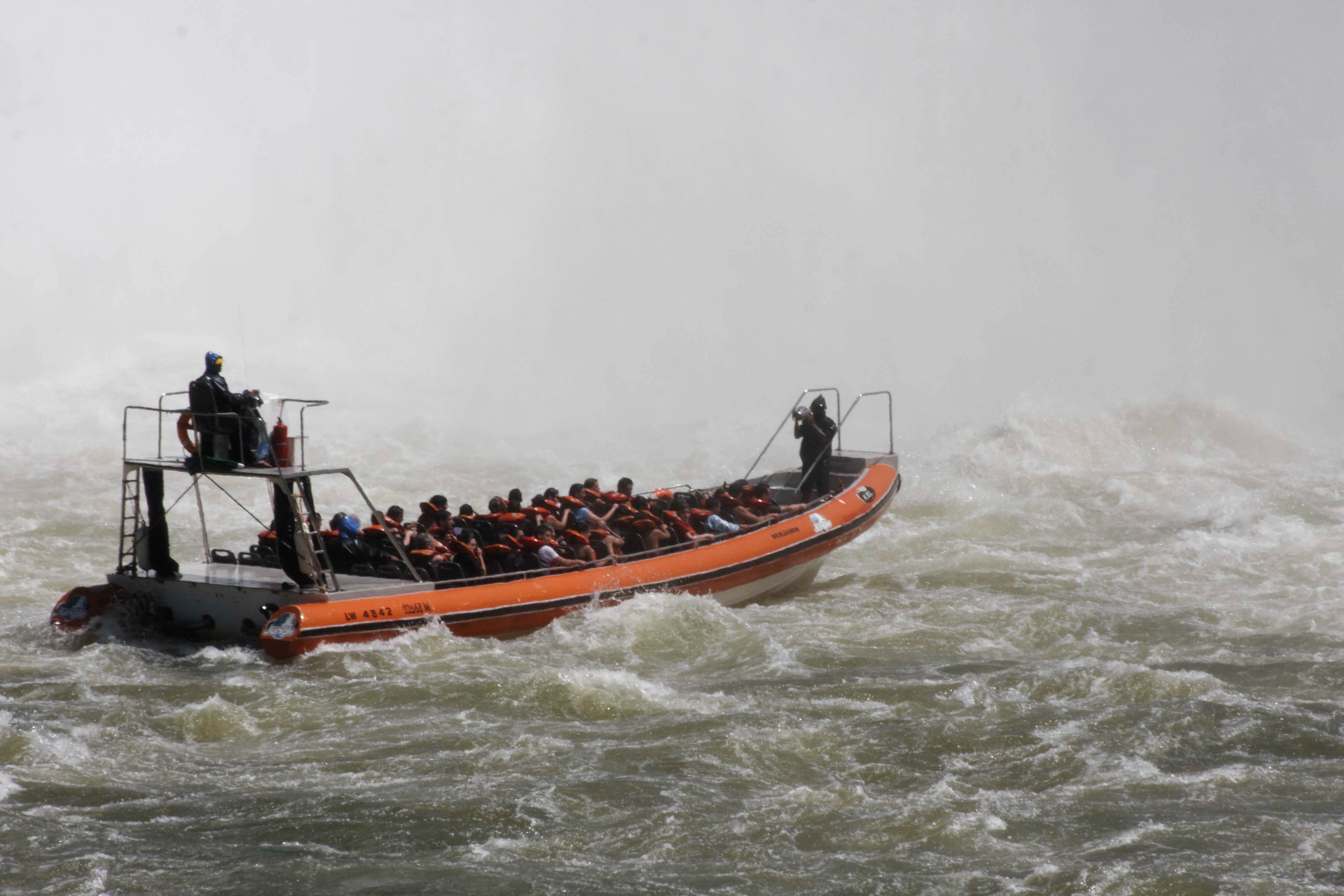 Ronald Woan/ Flicker Speedboats are the best way to feel the pulse of the majestic falls